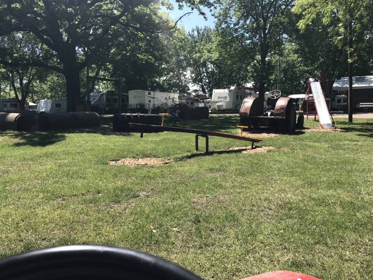 Camping Twin Anchors