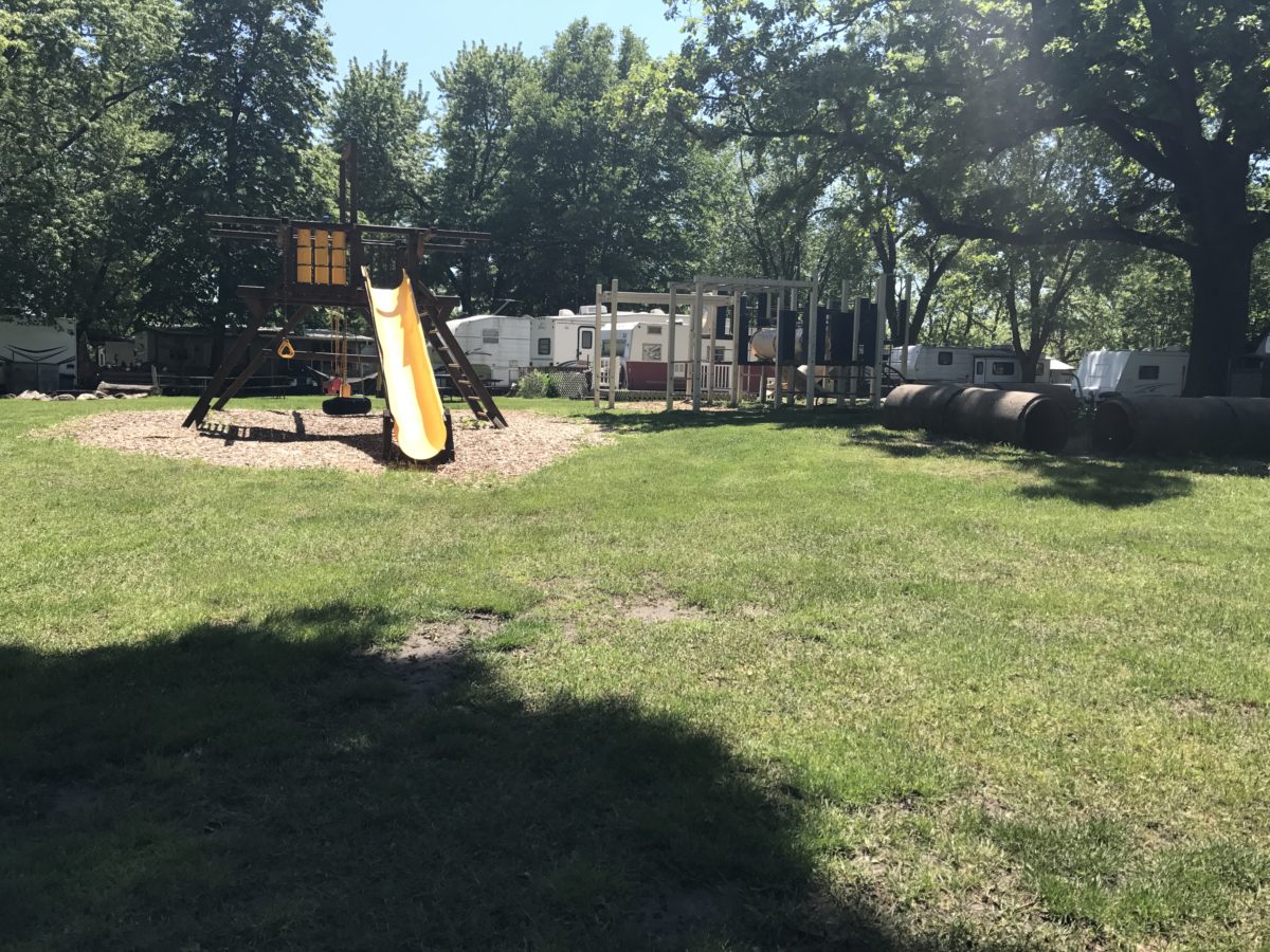 Camping Twin Anchors